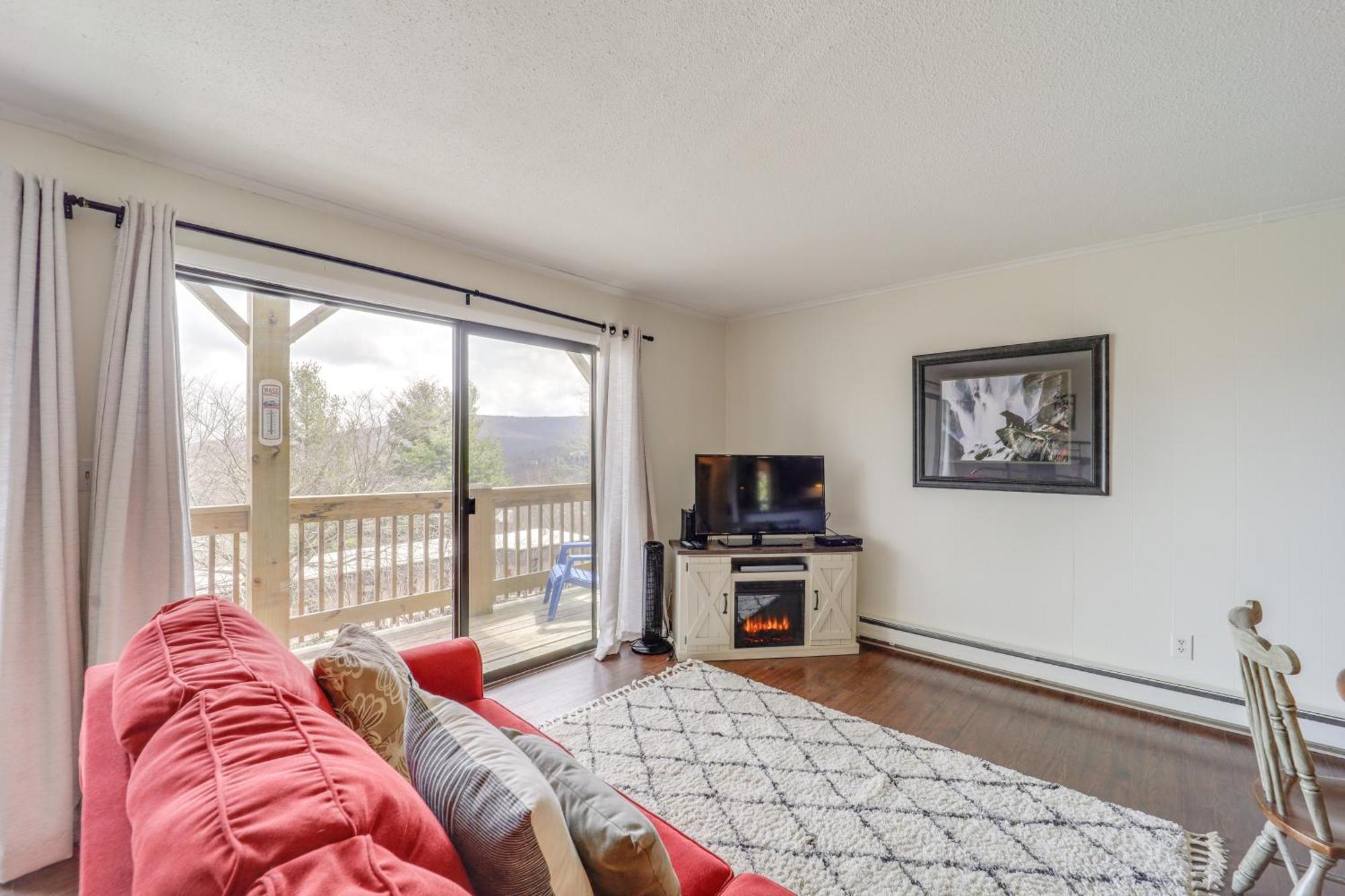 Beech Mountain Studio With Balcony Less Than 1 Mi To Skiing! Extérieur photo